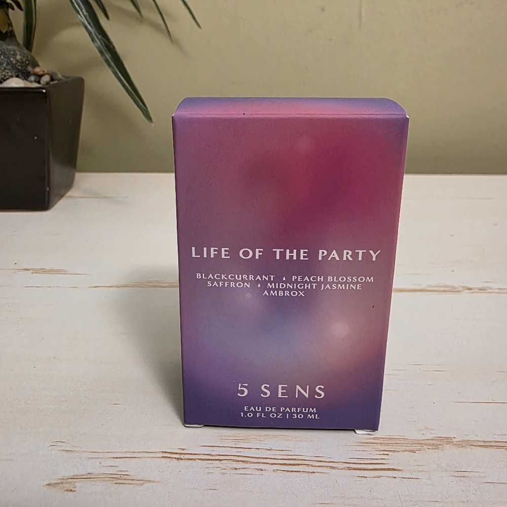 5 SENS | Life Of The Party Black Currant Midnight Jasmine 1 Fl Oz/30 mL - Picture 4 of 6